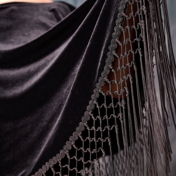 Vintage 70's Black Velvet Cape With Long Fringe - Picture 6 of 6